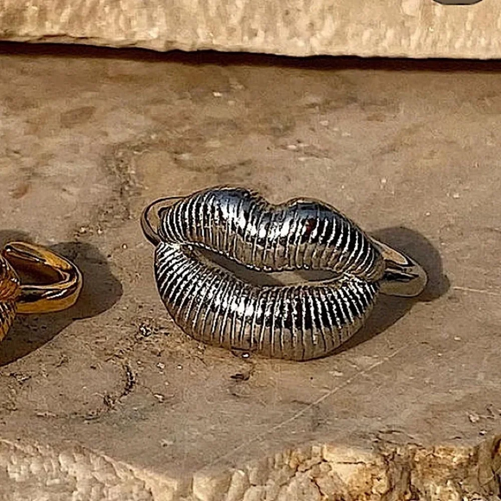 Stainless Steel Lip Resizable Ring Hip Hop Trendy